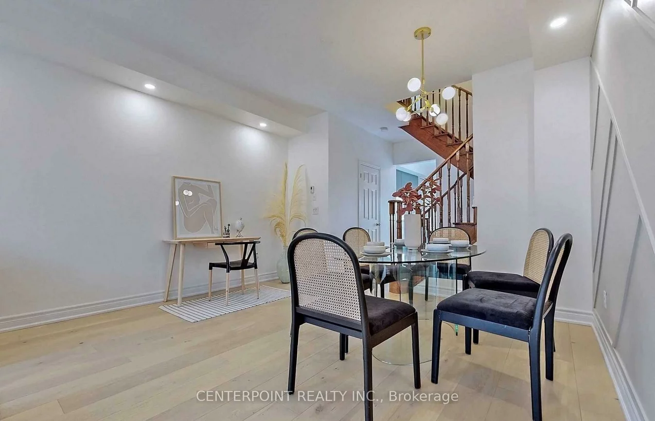 21, Beehive, Wismer, Markham