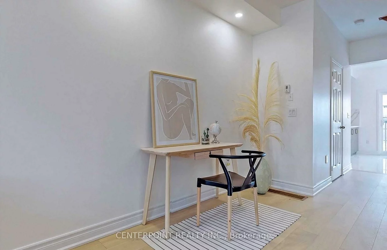 21, Beehive, Wismer, Markham