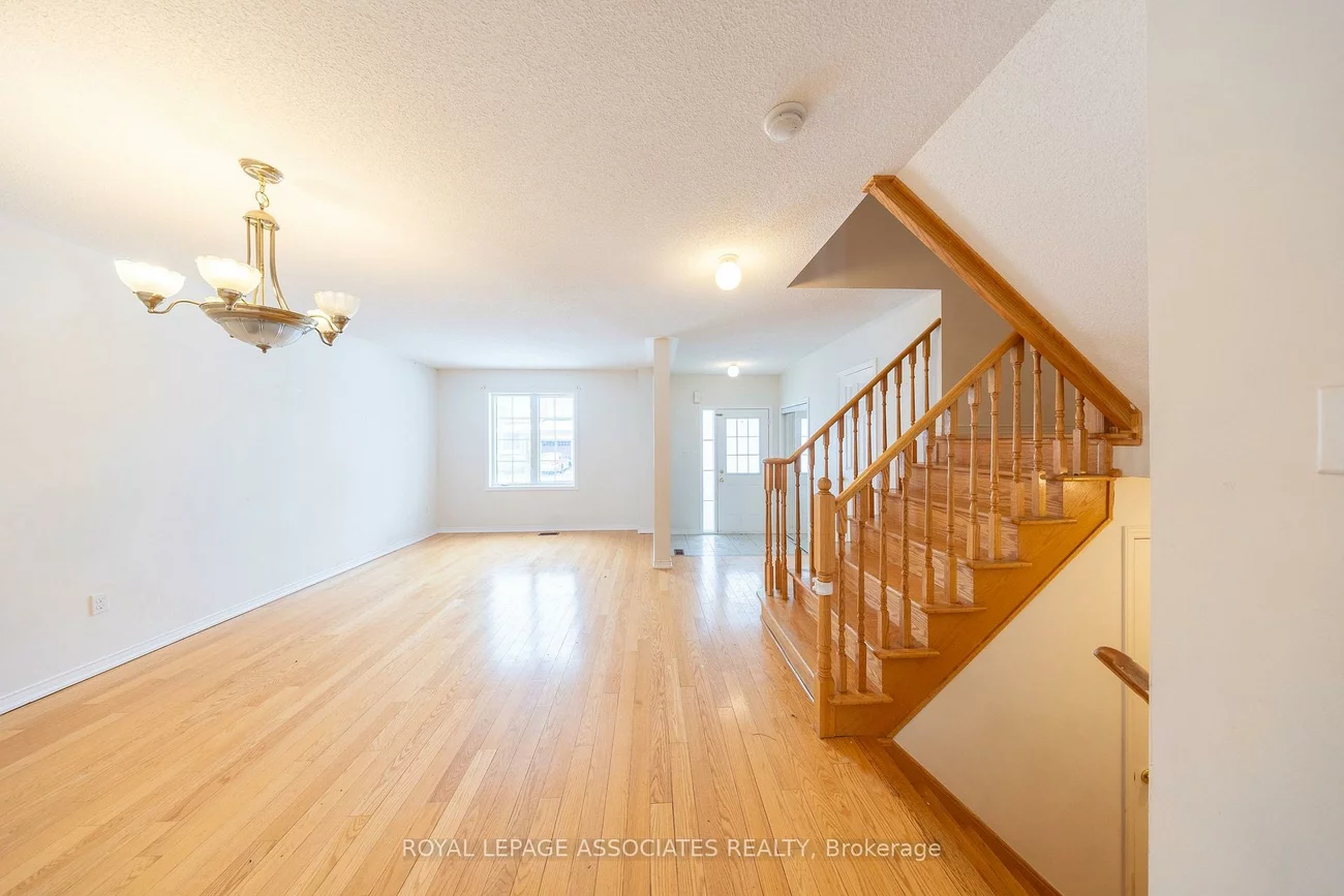 77, Andriana, Box Grove, Markham