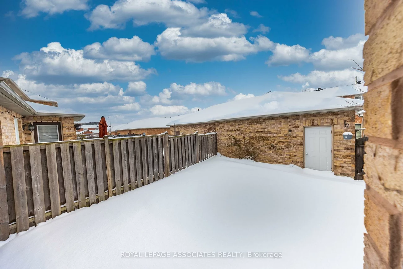 77, Andriana, Box Grove, Markham