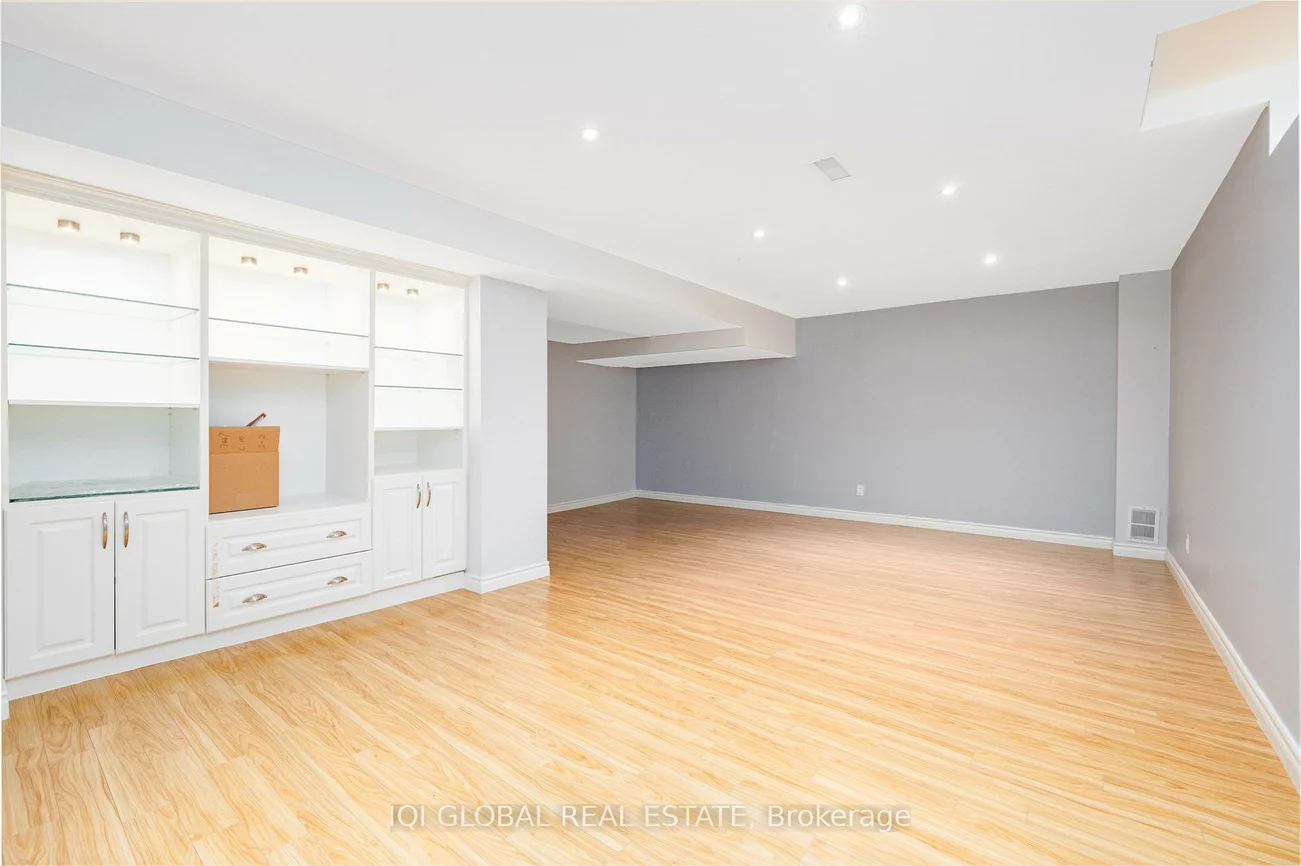 72, Park Place, Greensborough, Markham