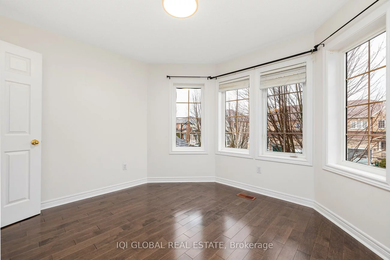 72, Park Place, Greensborough, Markham