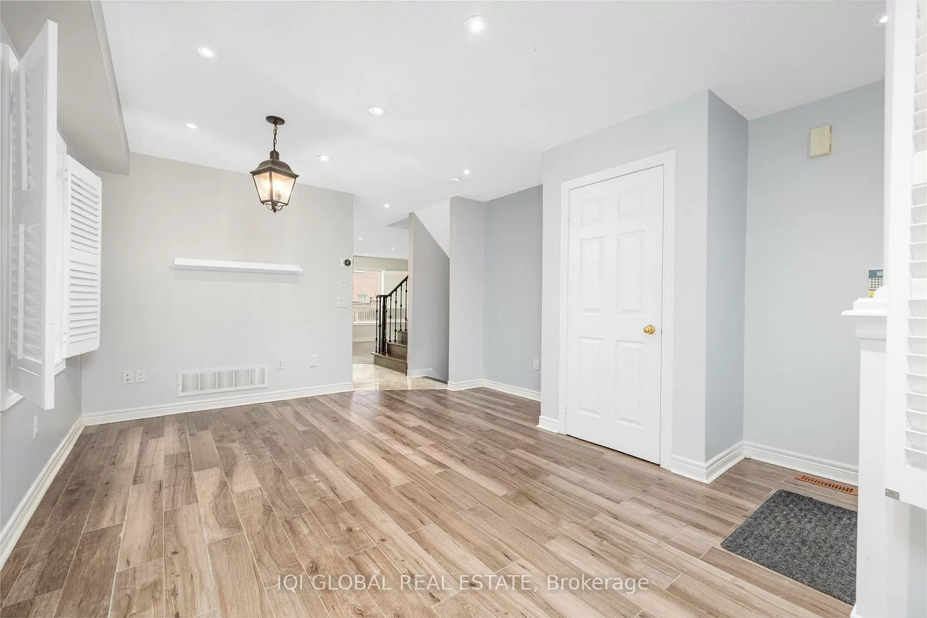 72, Park Place, Greensborough, Markham