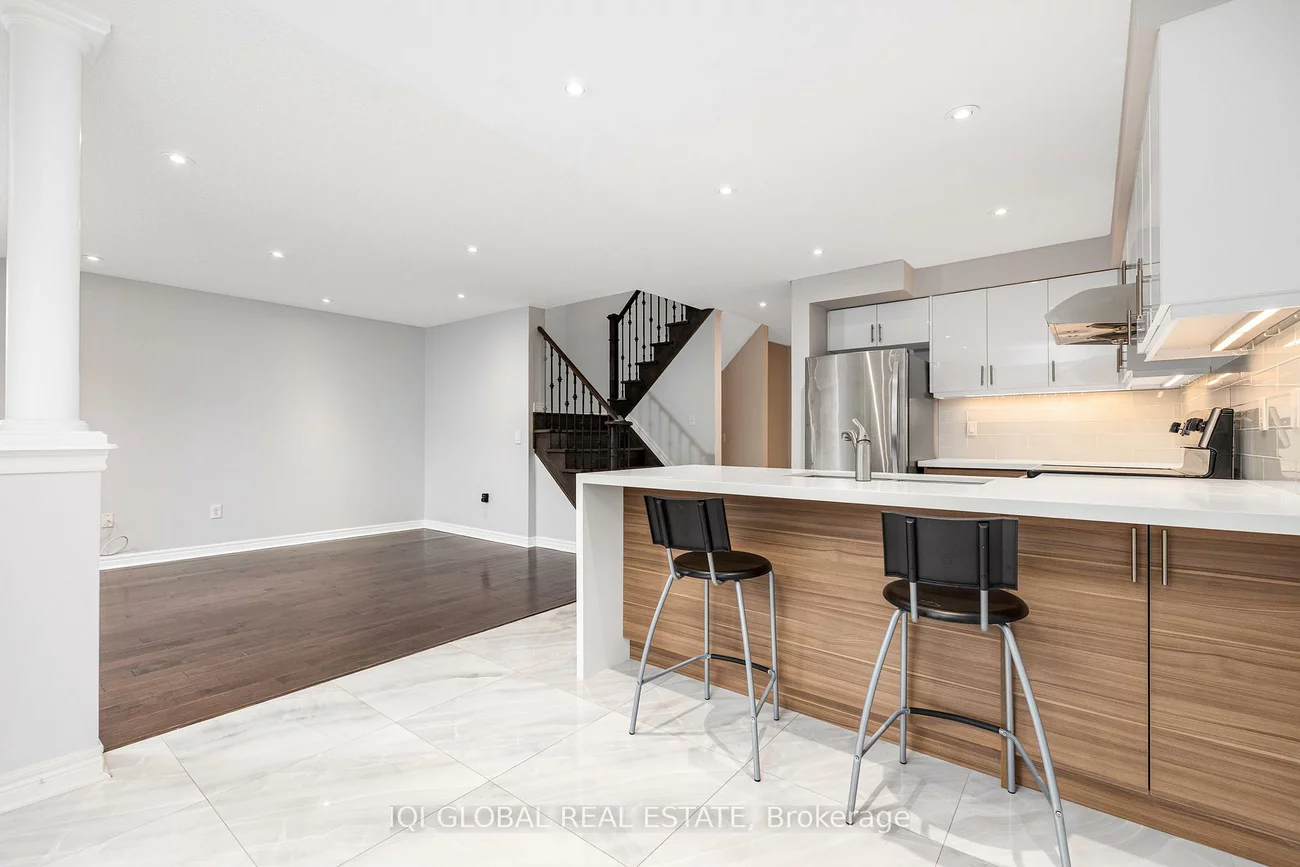 72, Park Place, Greensborough, Markham