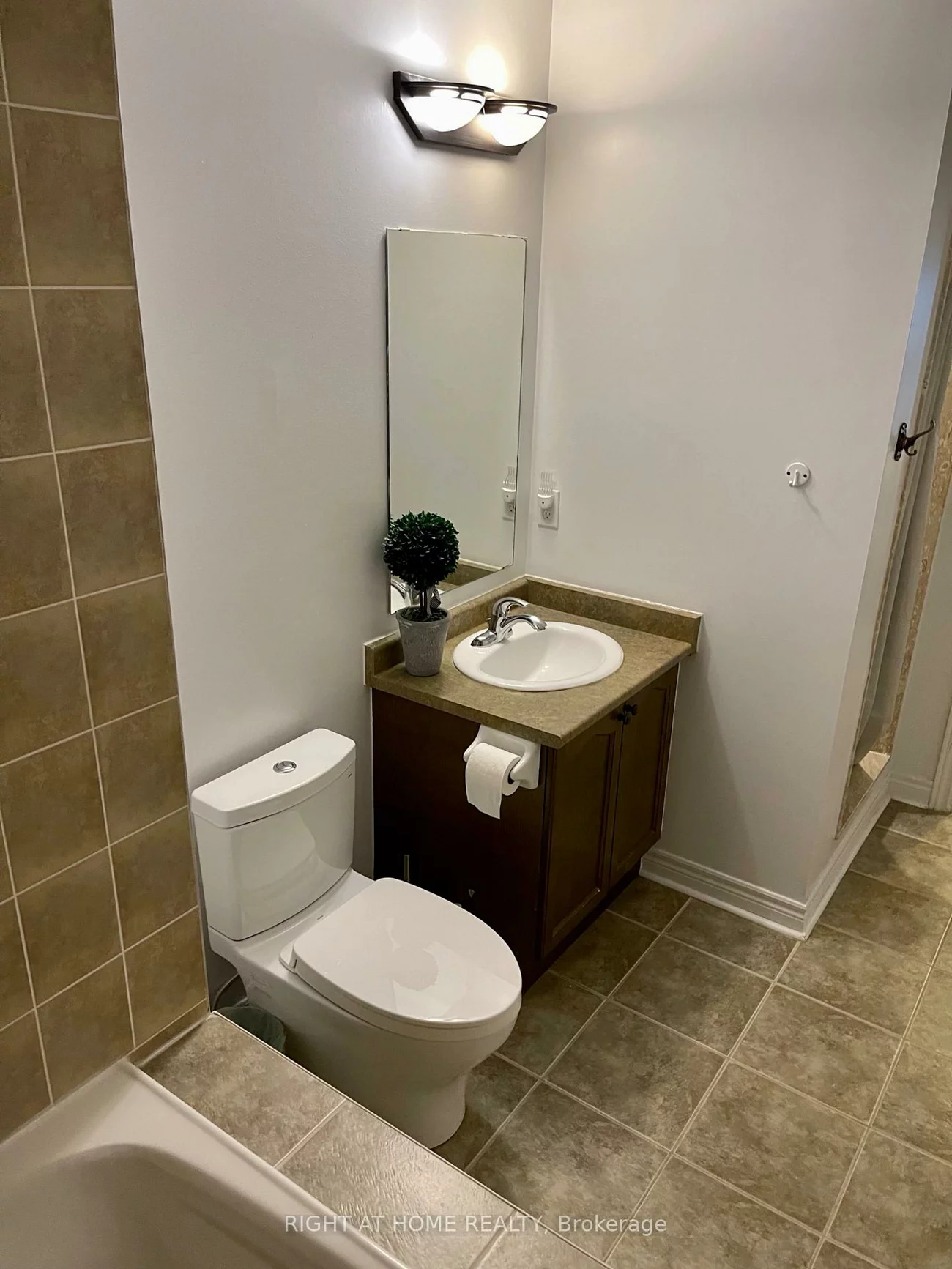 2933, Bur Oak, Cornell, Markham