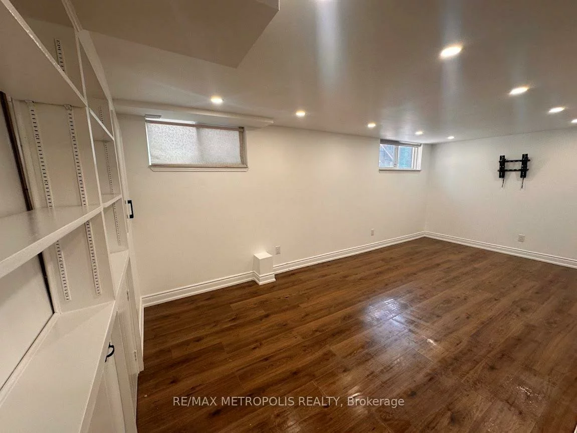 9, Gladiator, Bullock, Markham