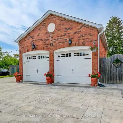 12, Randall, Milliken Mills East, Markham