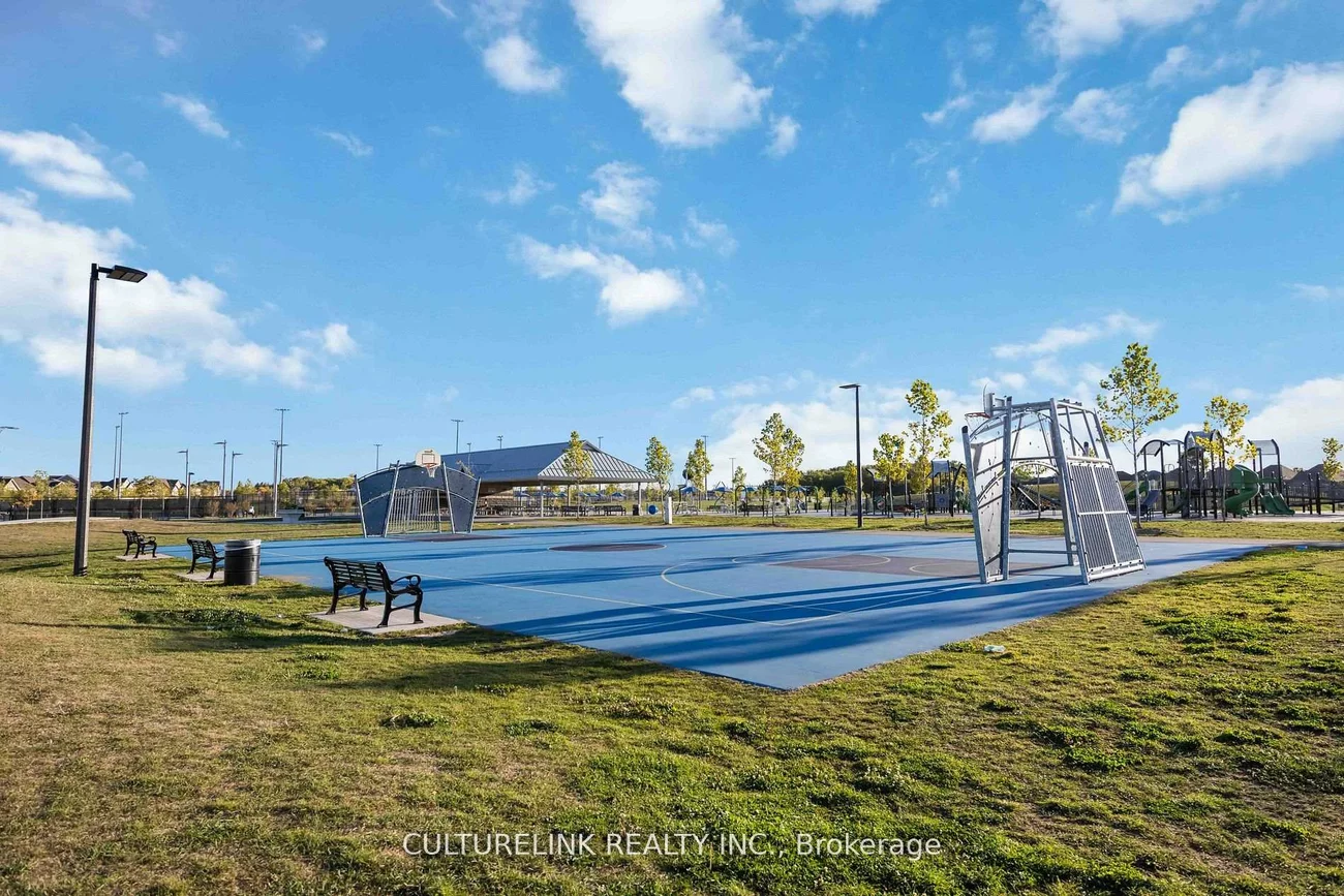 358, Cornell Centre, Cornell, Markham