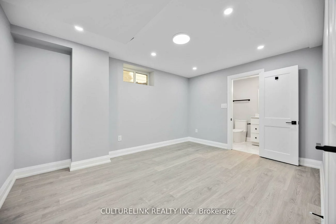 358, Cornell Centre, Cornell, Markham