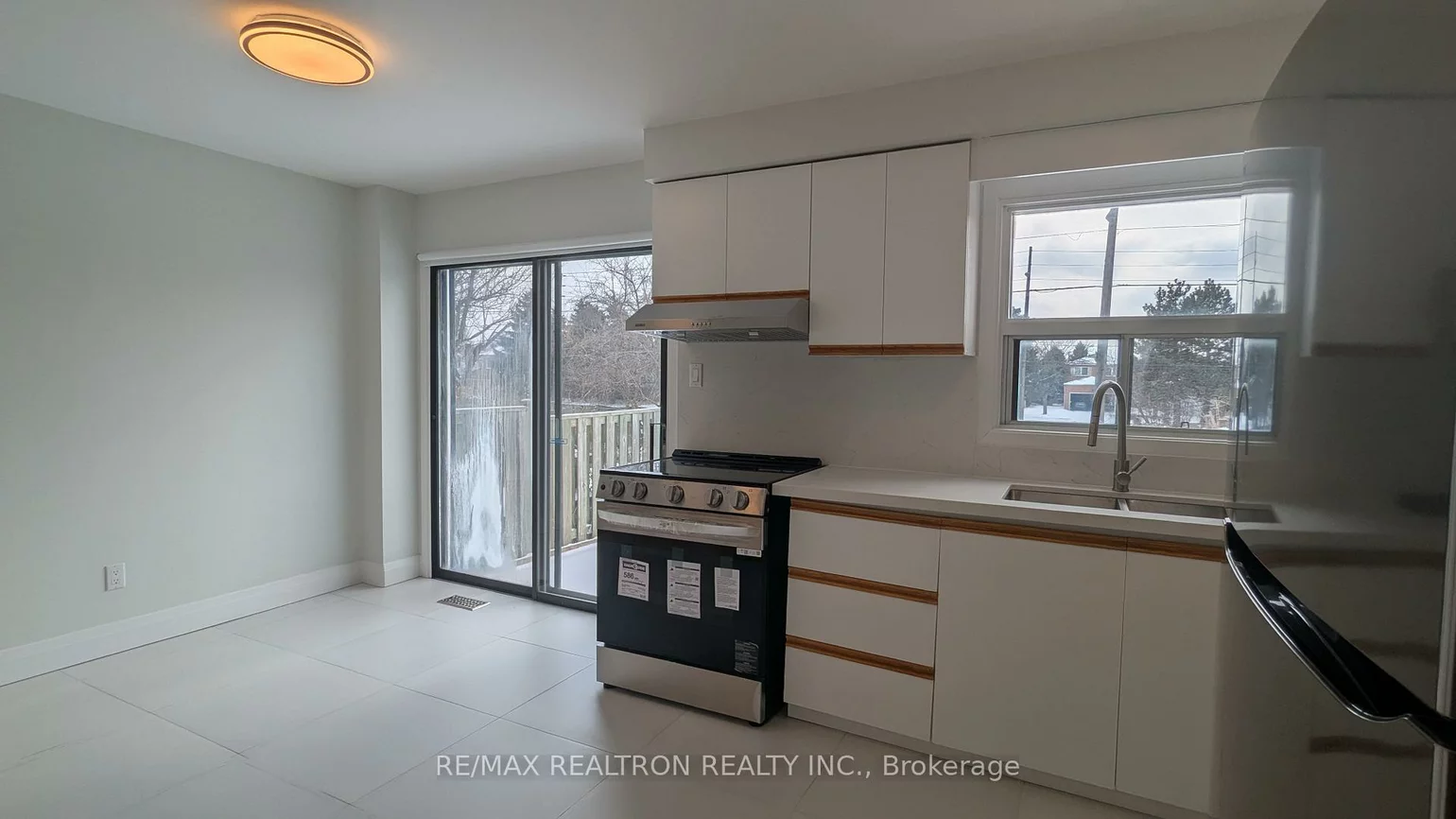 69, Bedale, Milliken Mills West, Markham