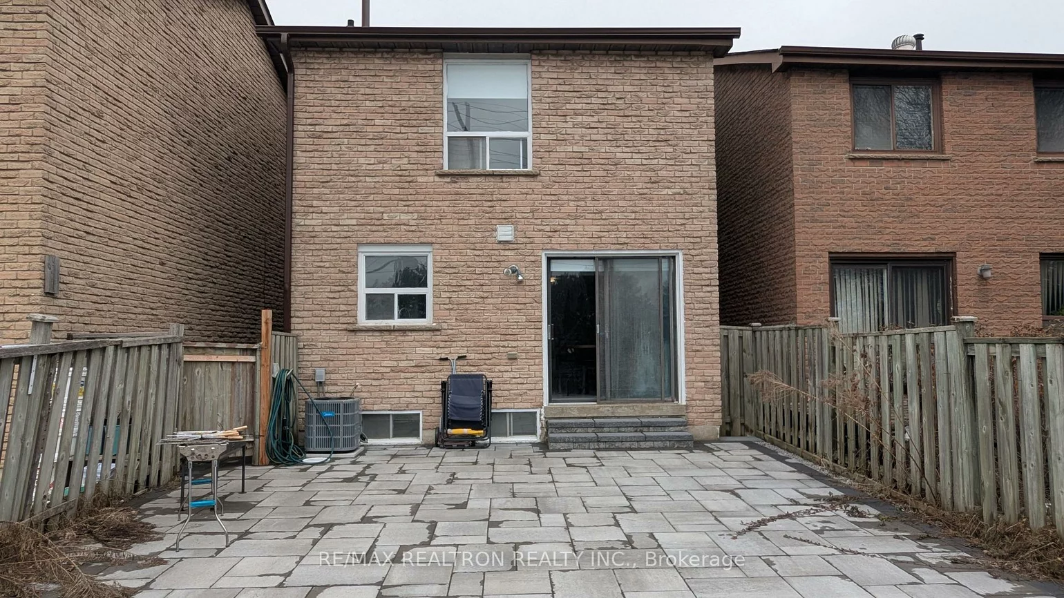 69, Bedale, Milliken Mills West, Markham