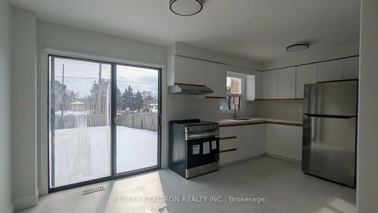 69, Bedale, Milliken Mills West, Markham