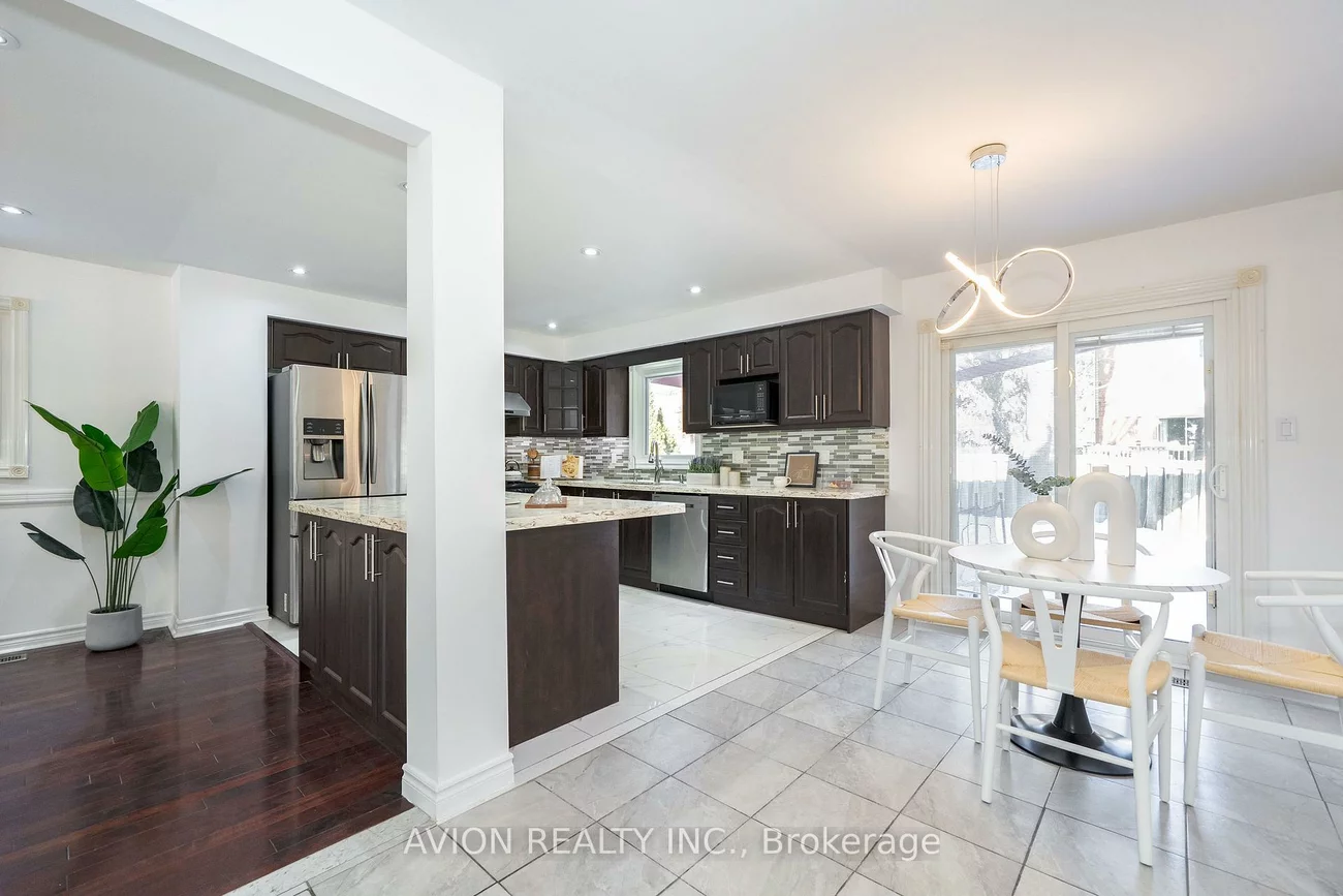 90, Penny, Markham Village, Markham