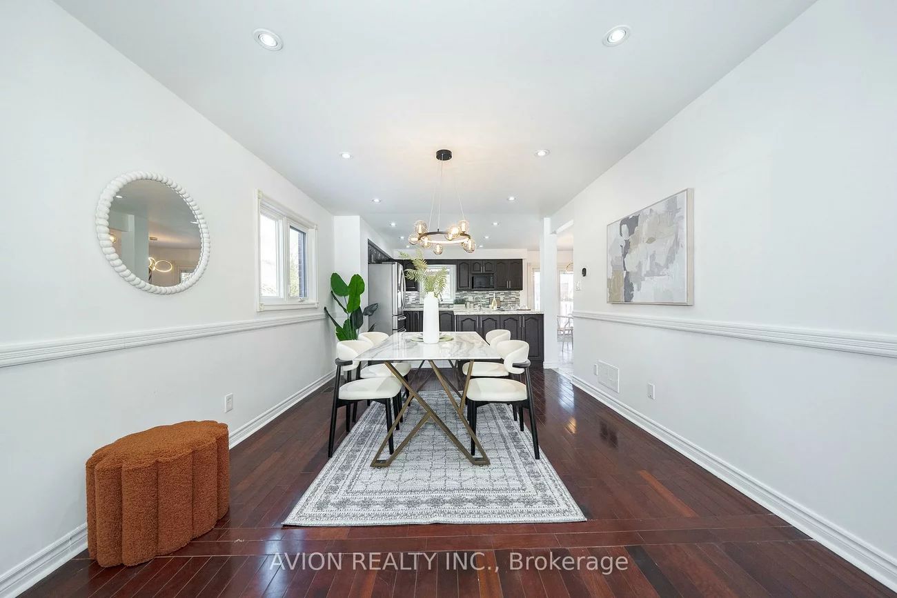 90, Penny, Markham Village, Markham