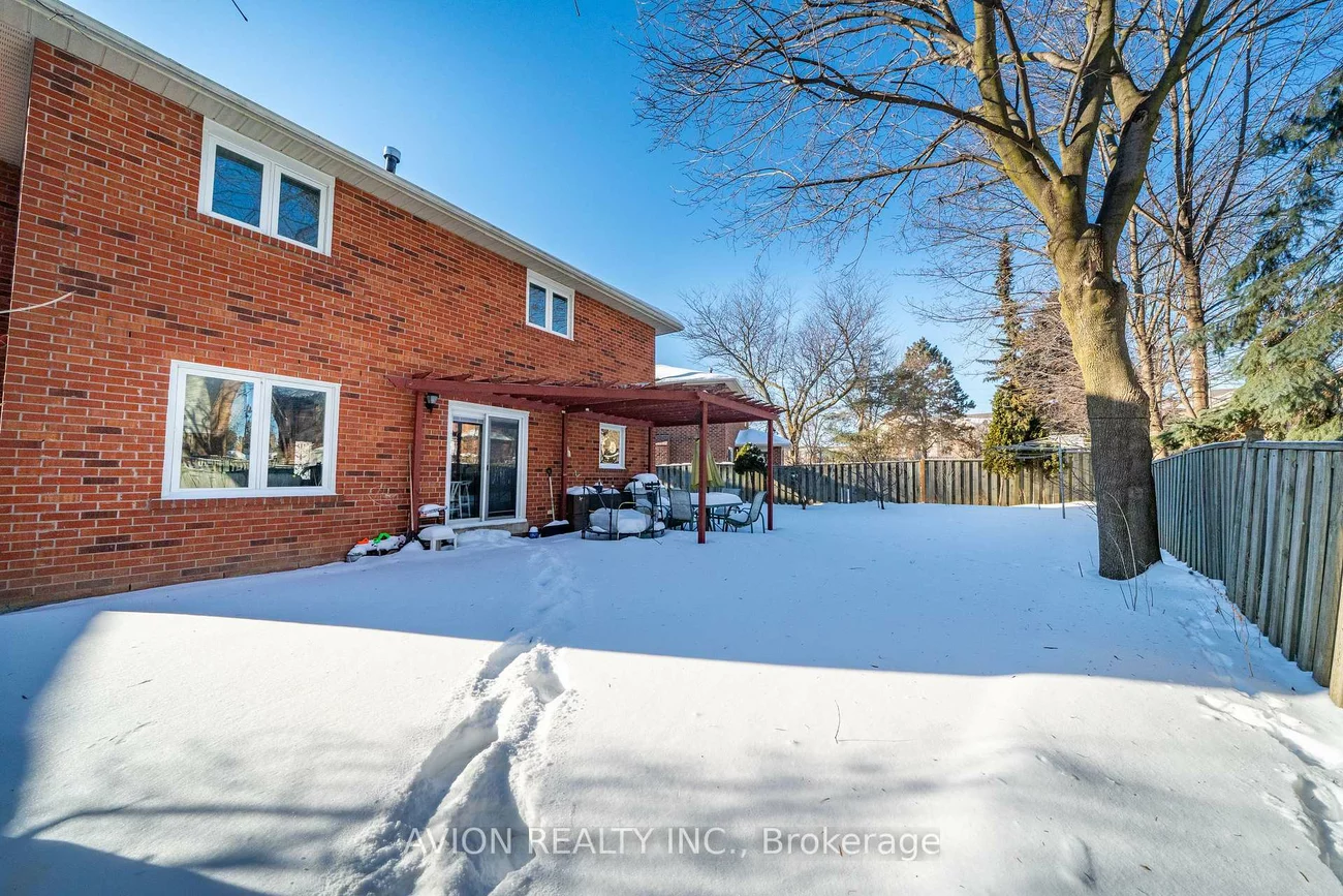 90, Penny, Markham Village, Markham