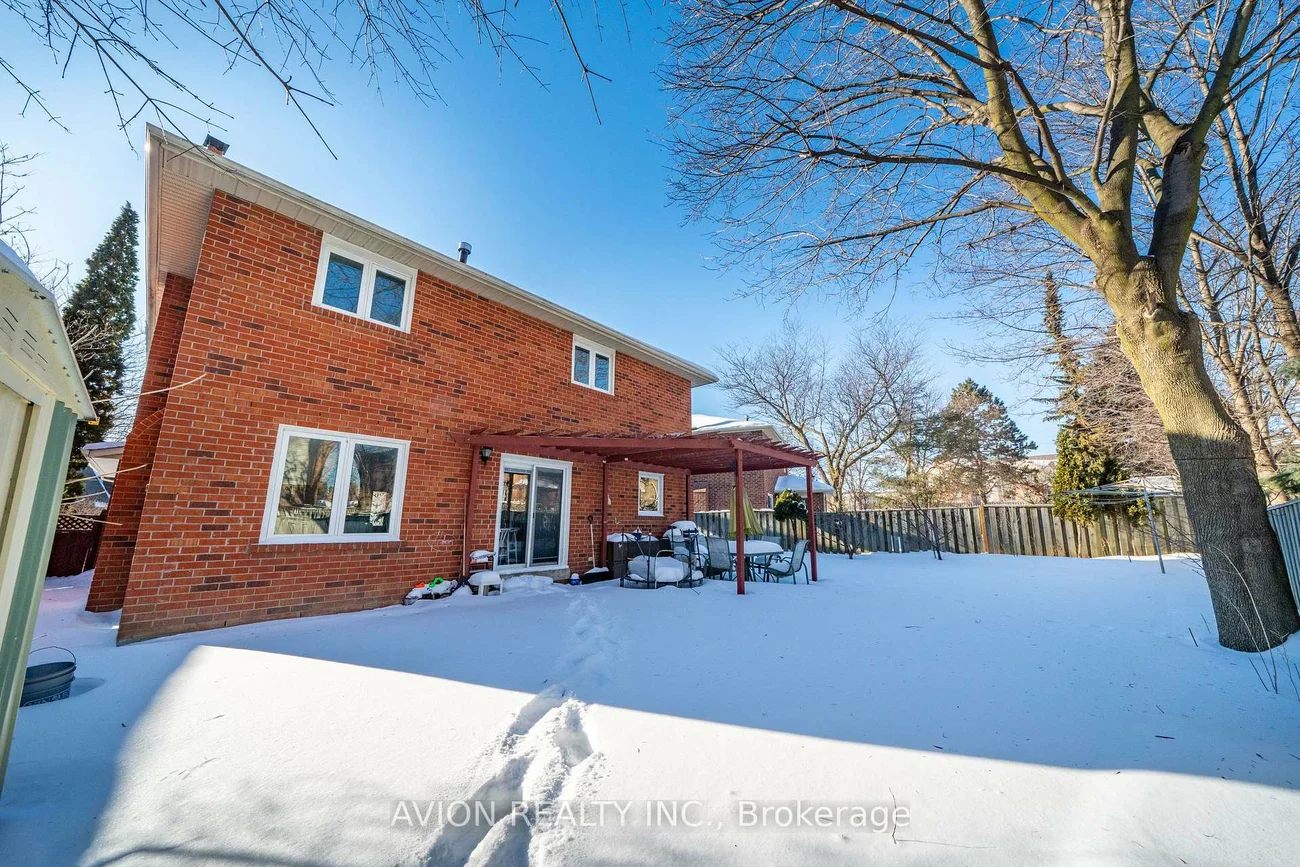 90, Penny, Markham Village, Markham