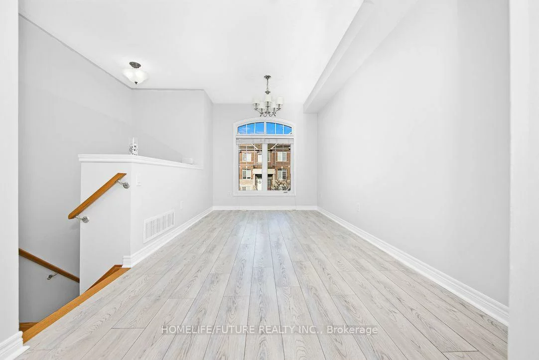 282, Delray, Greensborough, Markham