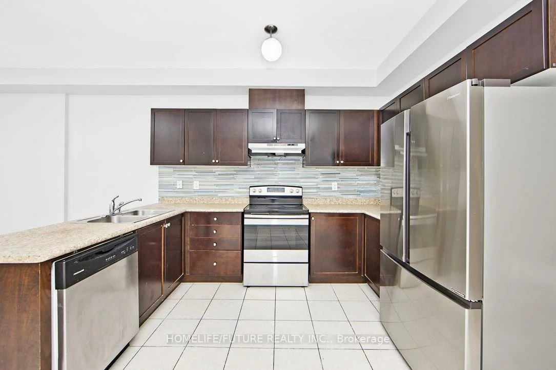 282, Delray, Greensborough, Markham