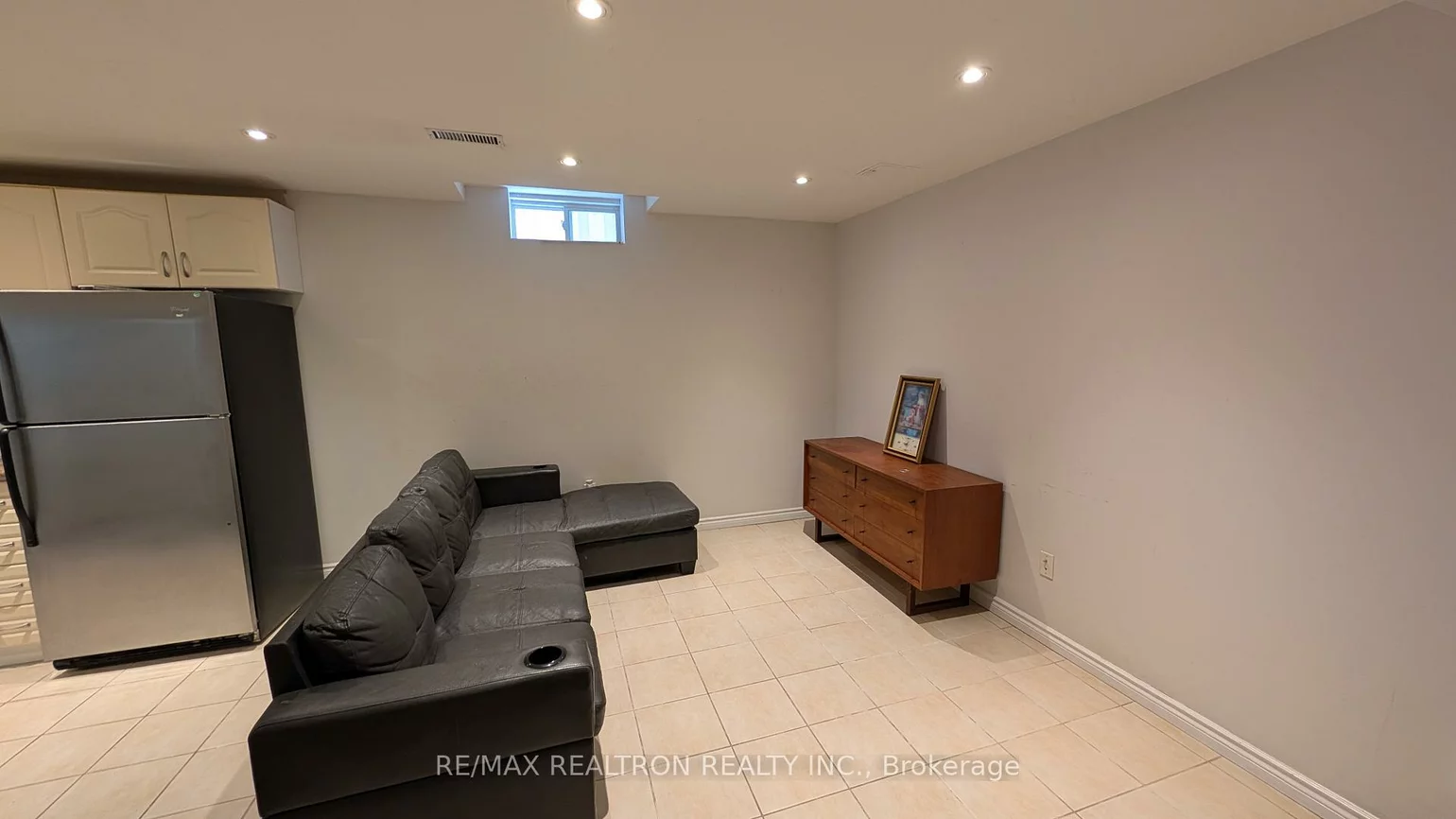 84, Apollo, Middlefield, Markham