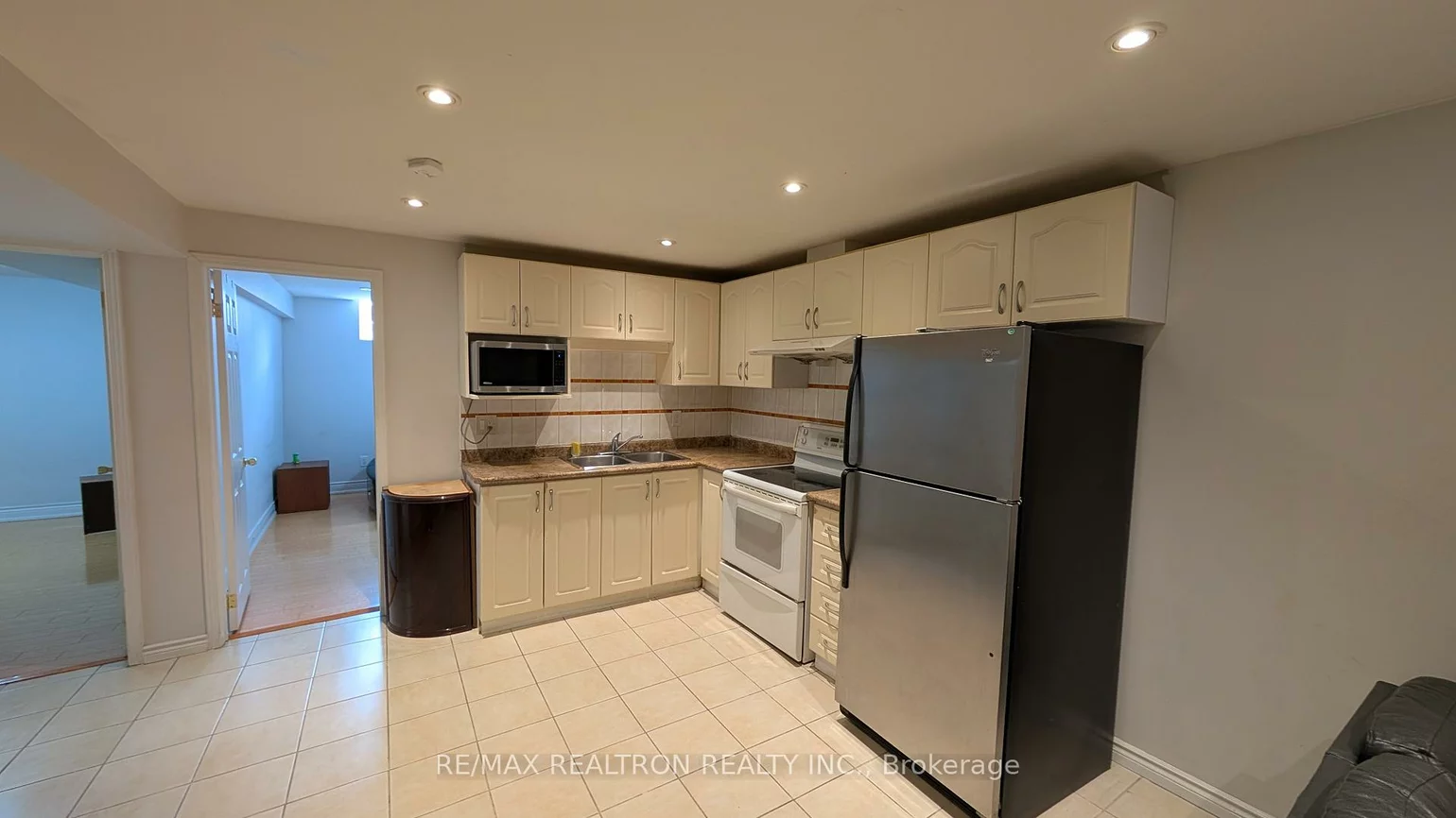84, Apollo, Middlefield, Markham