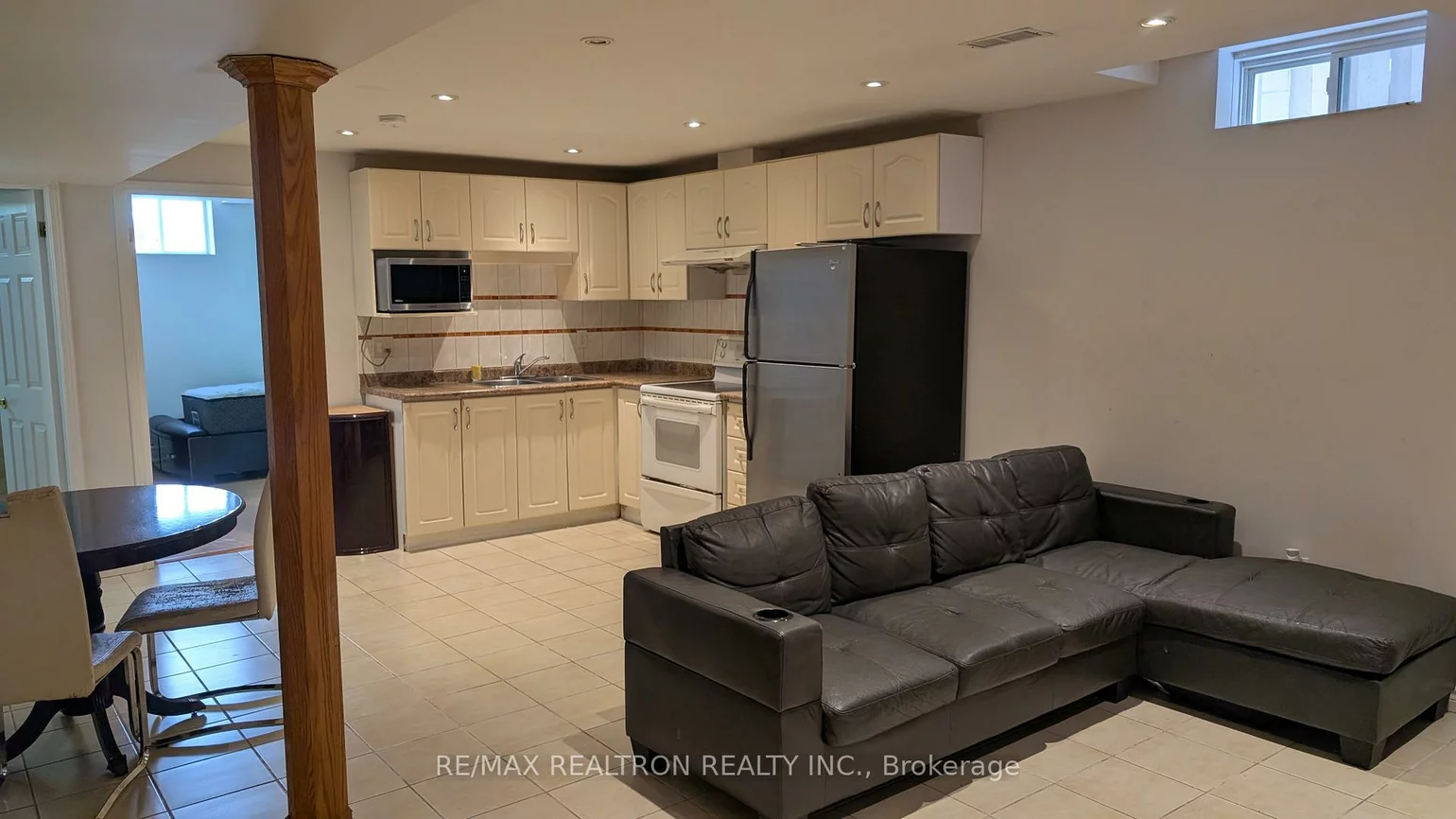 84, Apollo, Middlefield, Markham