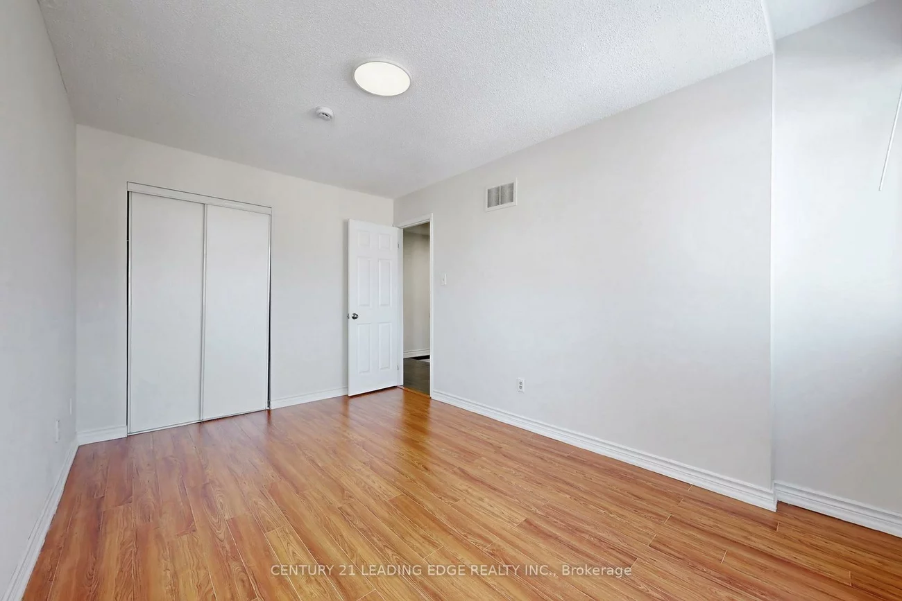 107, Joycedale, Middlefield, Markham