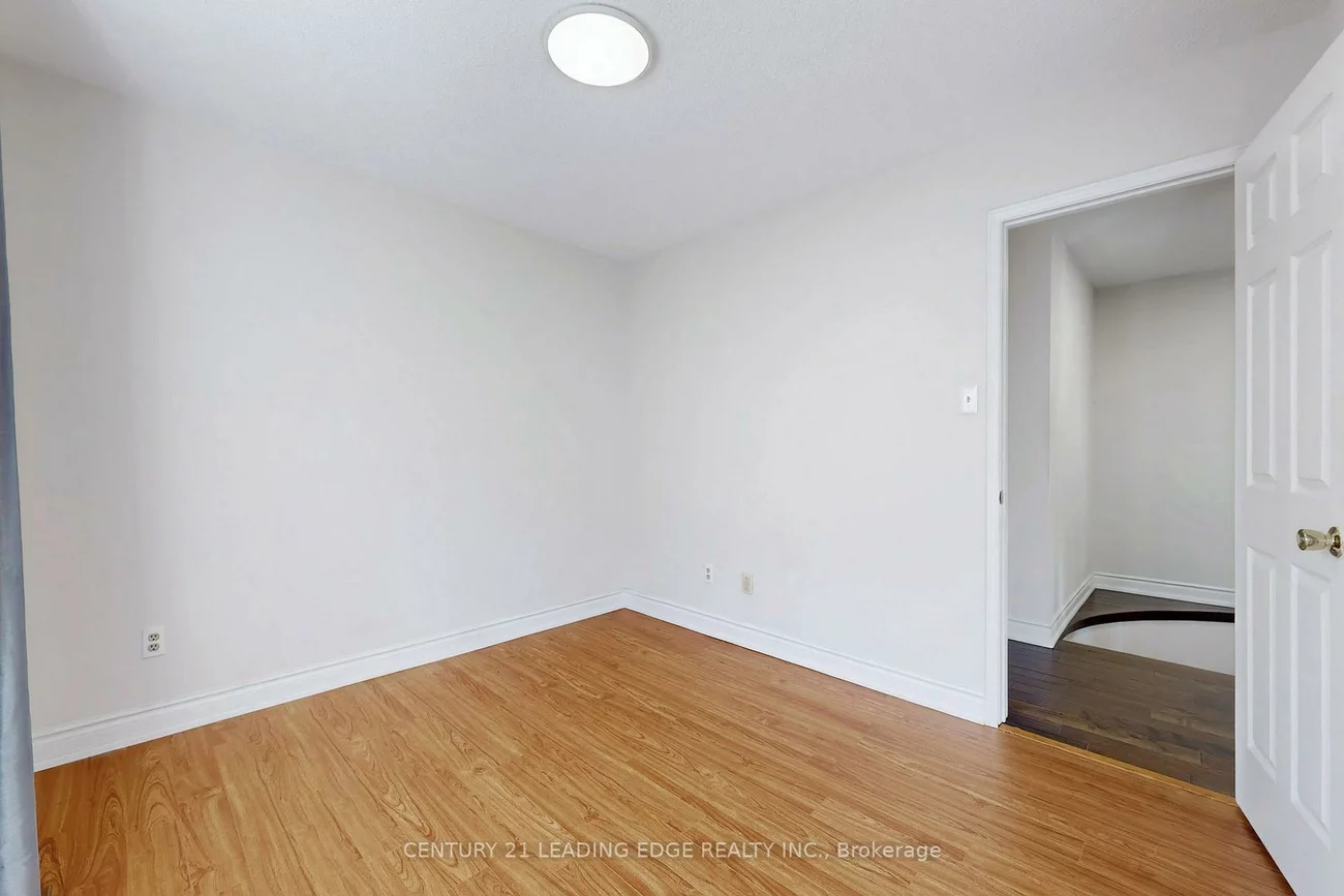 107, Joycedale, Middlefield, Markham