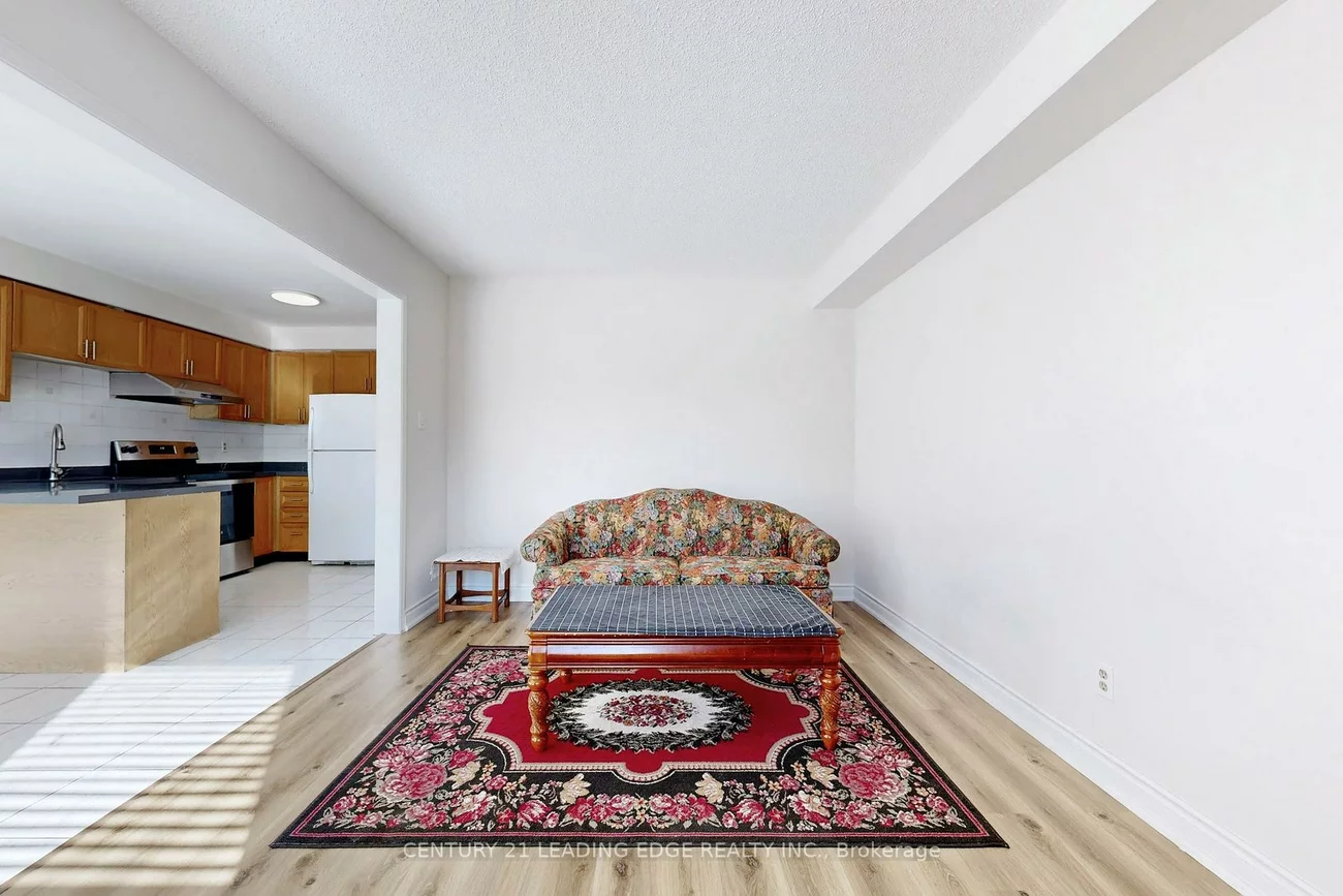 107, Joycedale, Middlefield, Markham