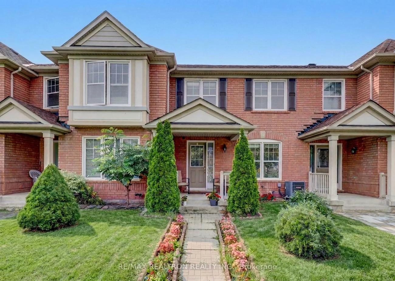 76, Gas Lamp, Cornell, Markham