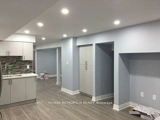 140, Shady Oaks, Cornell, Markham