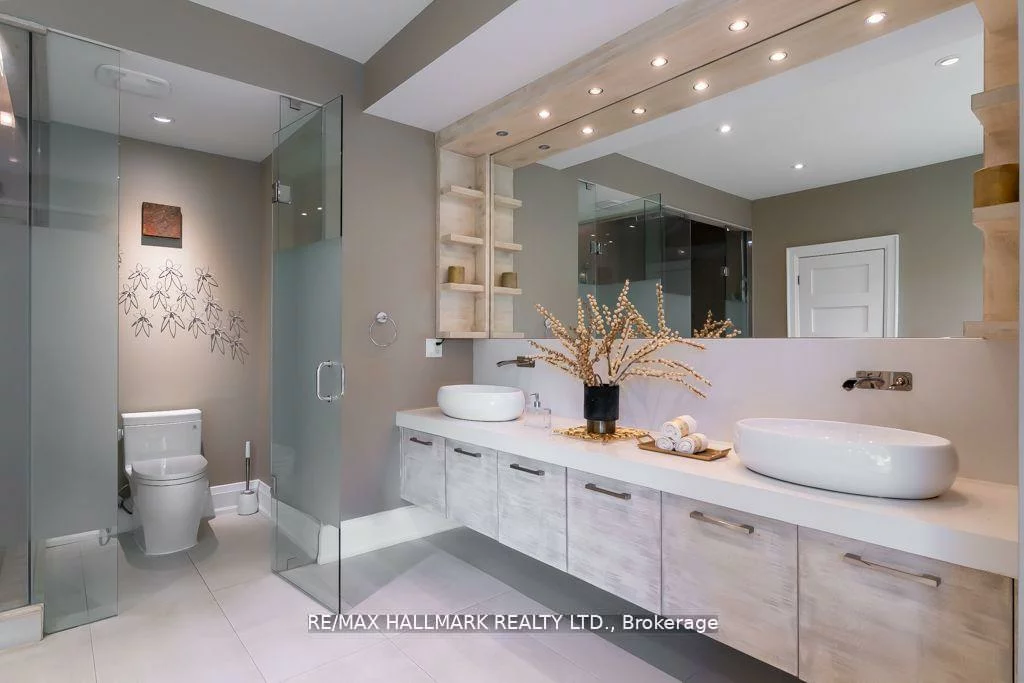 17, Hammok, Bayview Glen, Markham