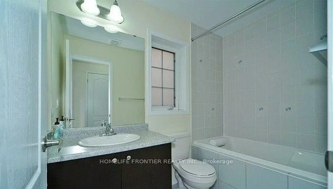 32, Truchard, Berczy, Markham