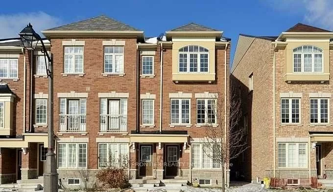 32, Truchard, Berczy, Markham