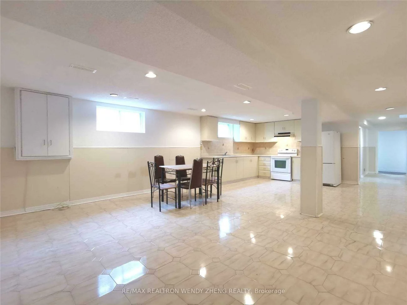 4, Fordcombe, Milliken Mills West, Markham