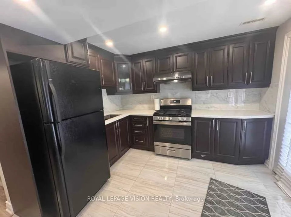 63, Rizal, Box Grove, Markham