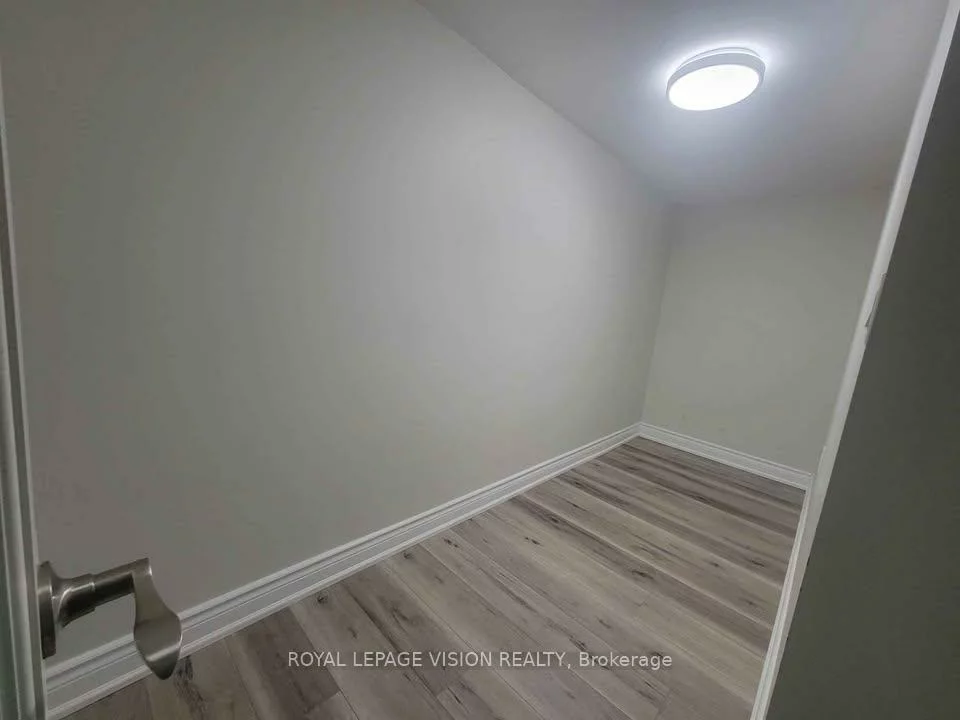 63, Rizal, Box Grove, Markham