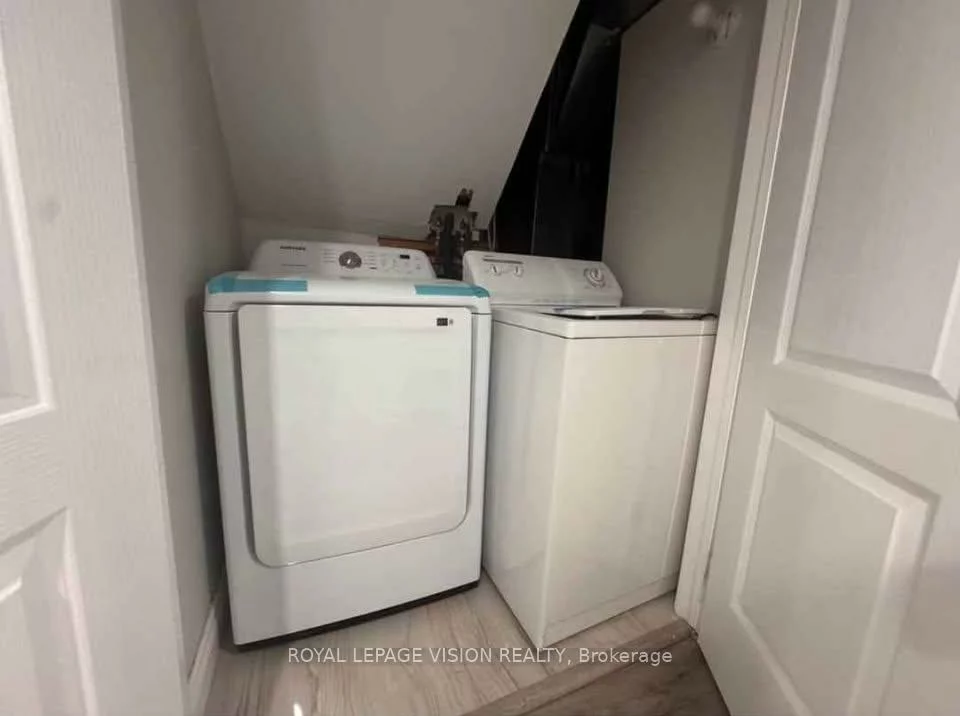 63, Rizal, Box Grove, Markham