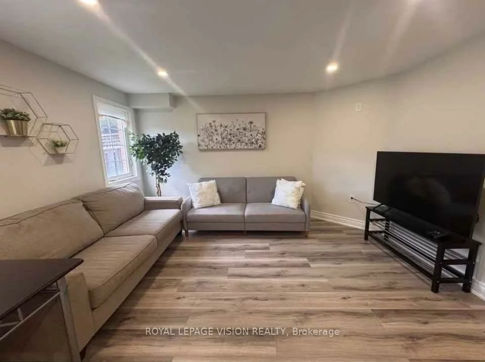 63, Rizal, Box Grove, Markham