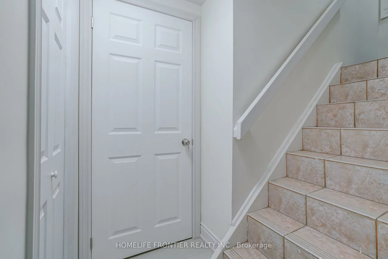 62, clark, Thornhill, Markham