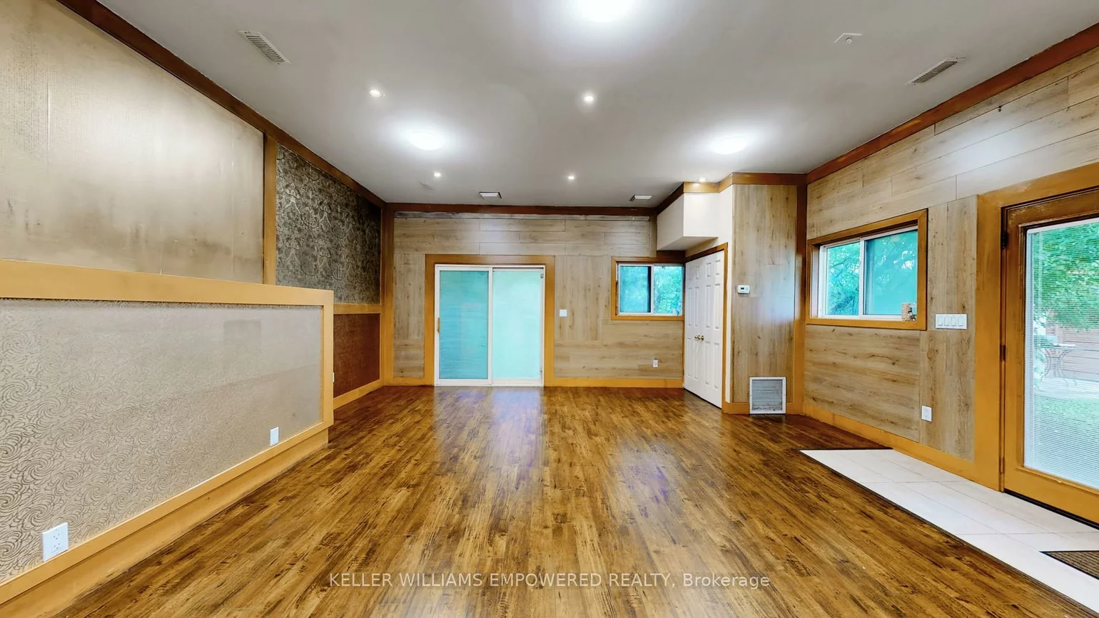 98, Glen Cameron, Thornhill, Markham