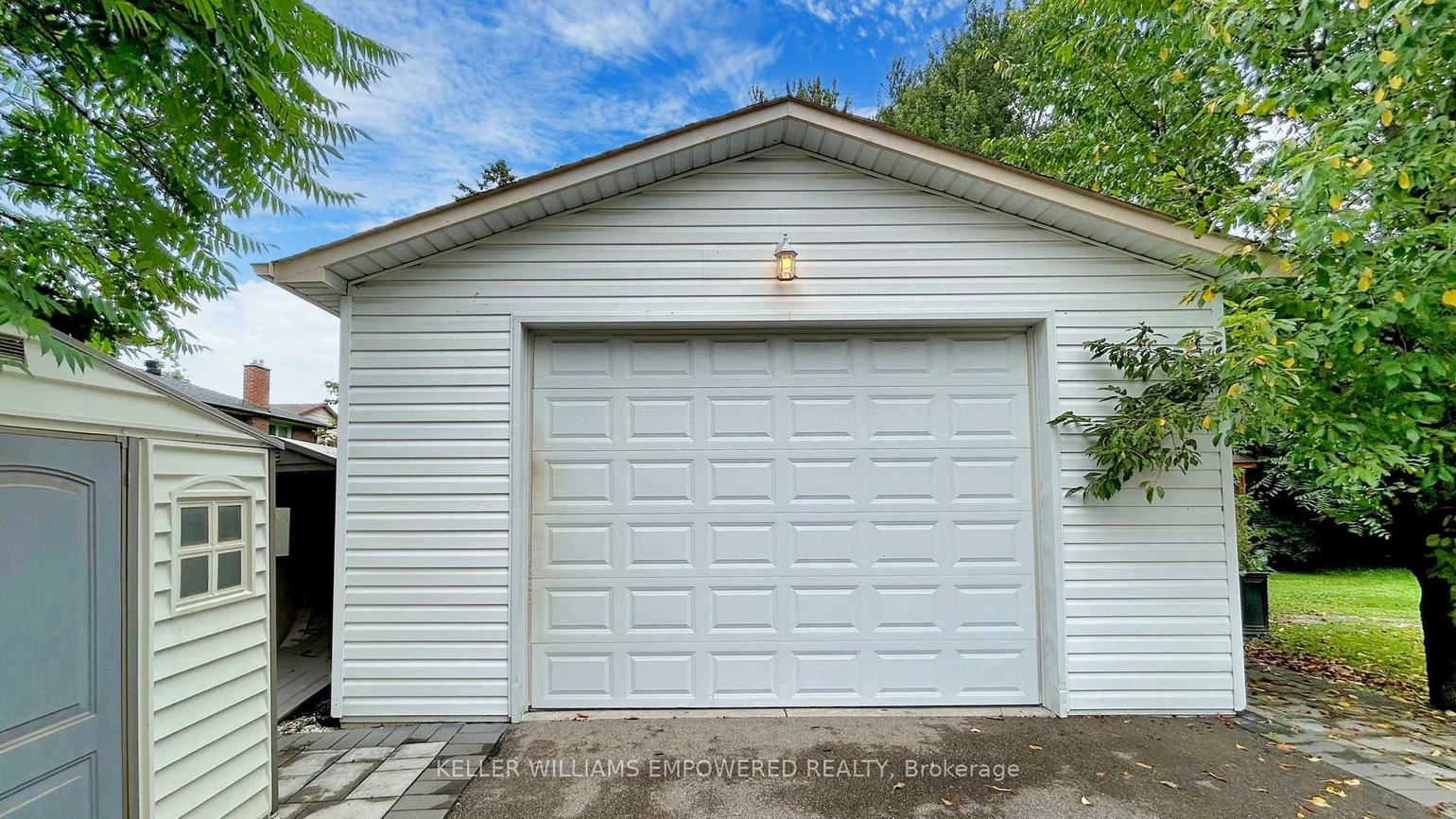 98, Glen Cameron, Thornhill, Markham