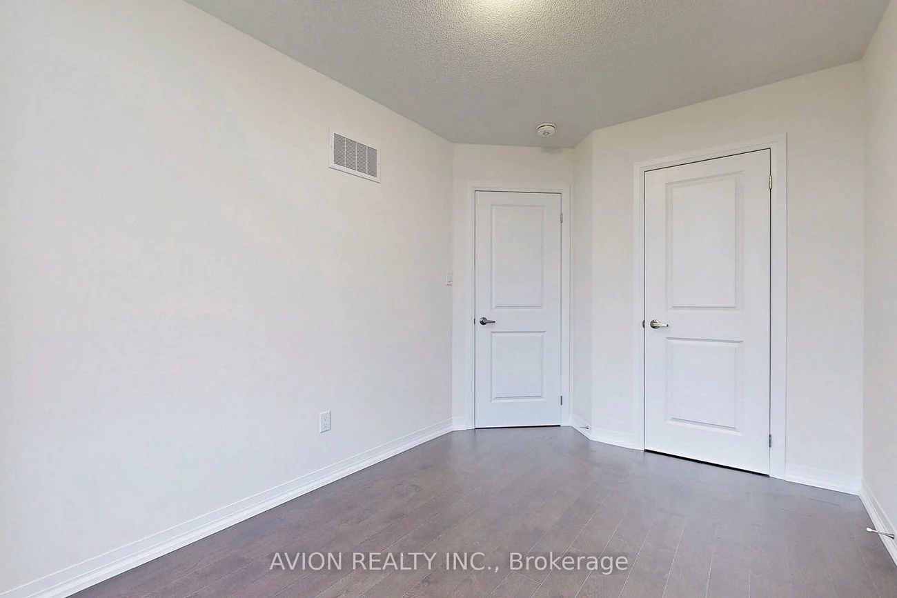 9, Sissons, Box Grove, Markham