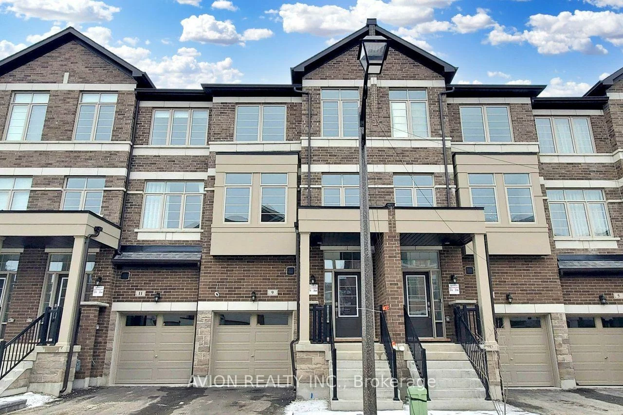 9, Sissons, Box Grove, Markham