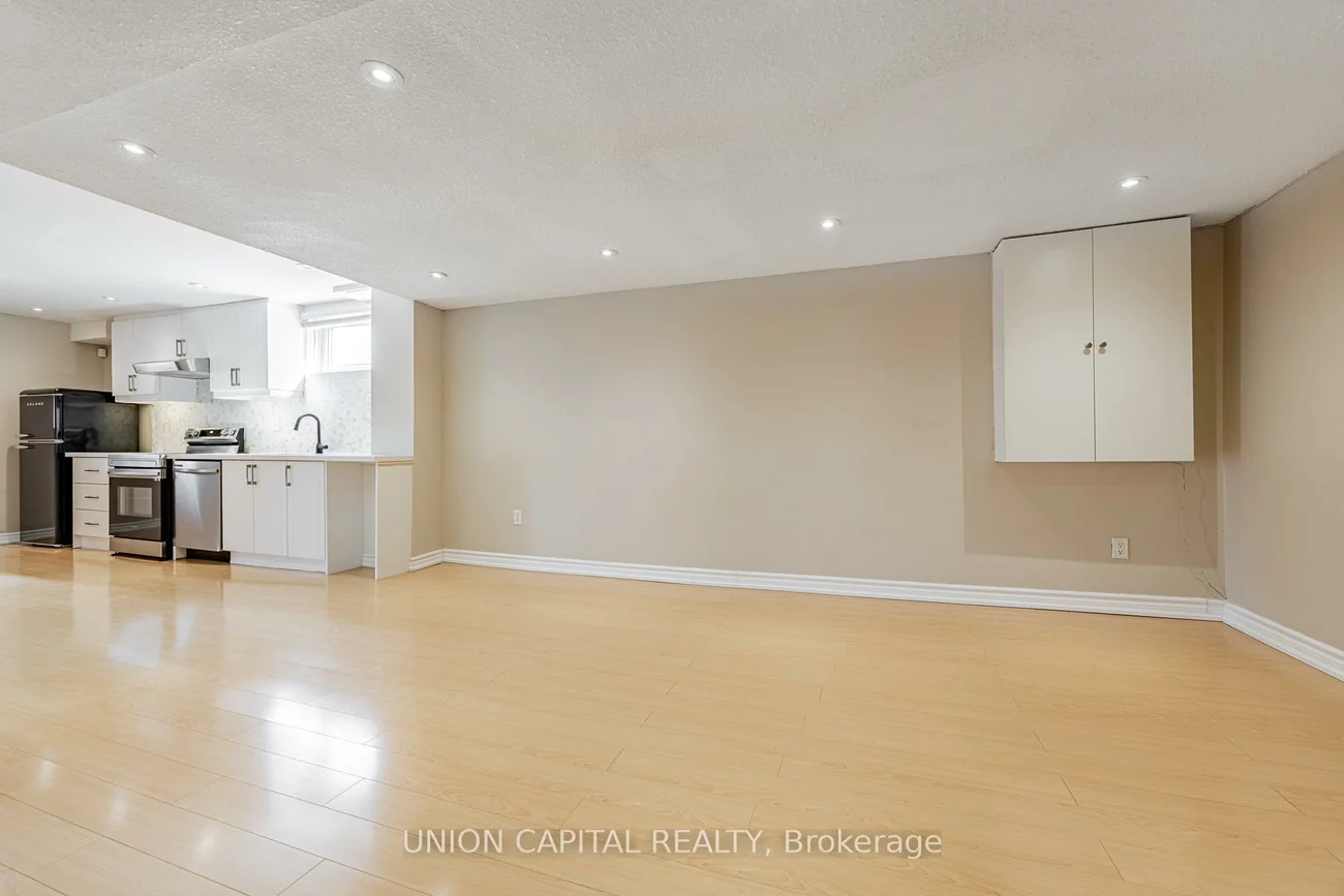 21, Kings College, Aileen-Willowbrook, Markham