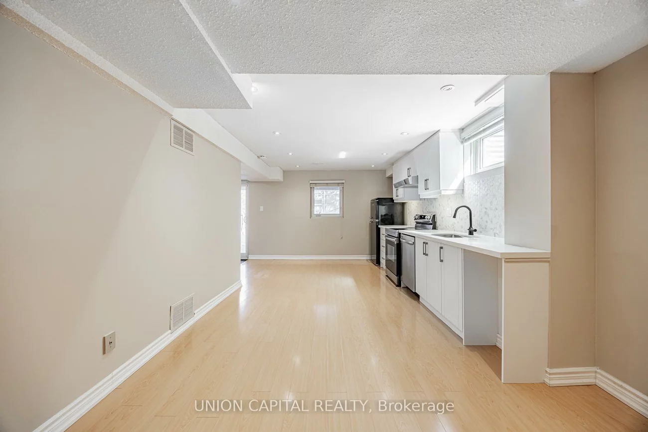 21, Kings College, Aileen-Willowbrook, Markham