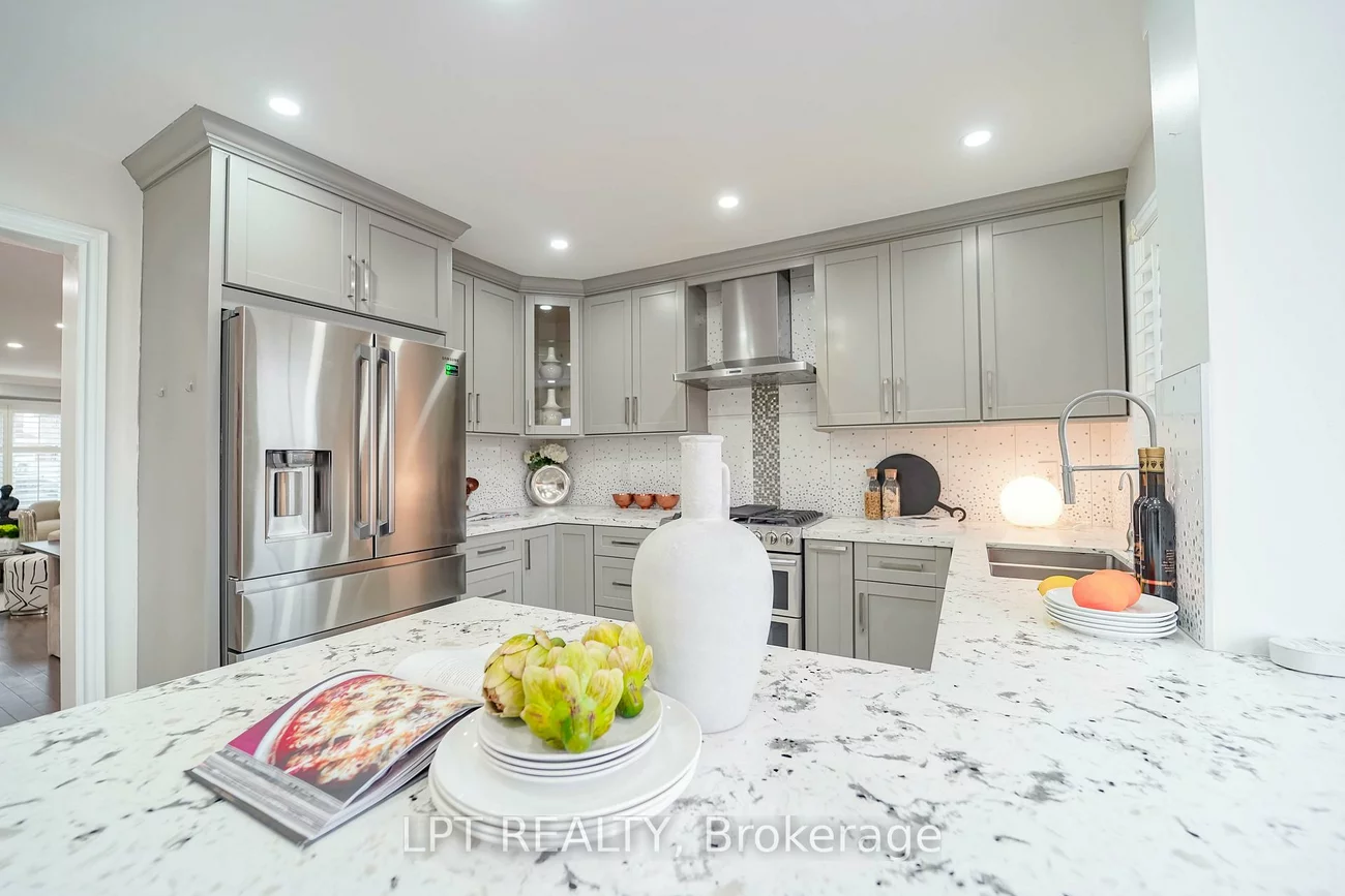 40, Dewberry, Middlefield, Markham
