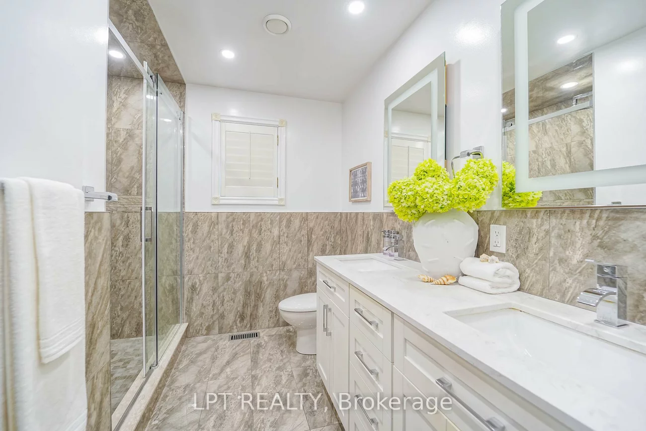 40, Dewberry, Middlefield, Markham