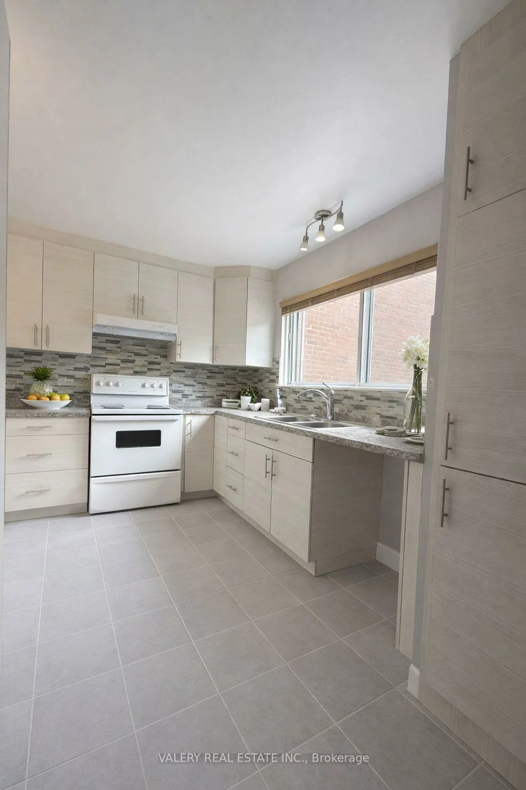 25, Romfield, Royal Orchard, Markham