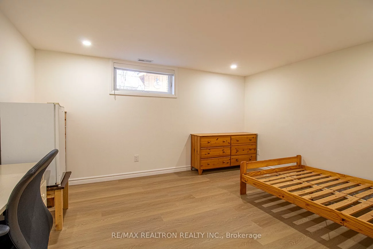 96, Southdale, Bullock, Markham