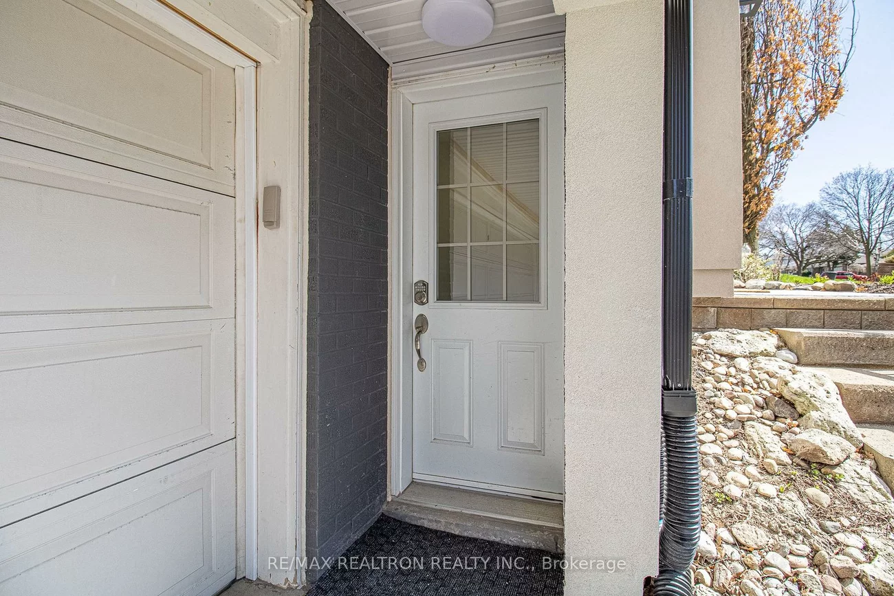 96, Southdale, Bullock, Markham